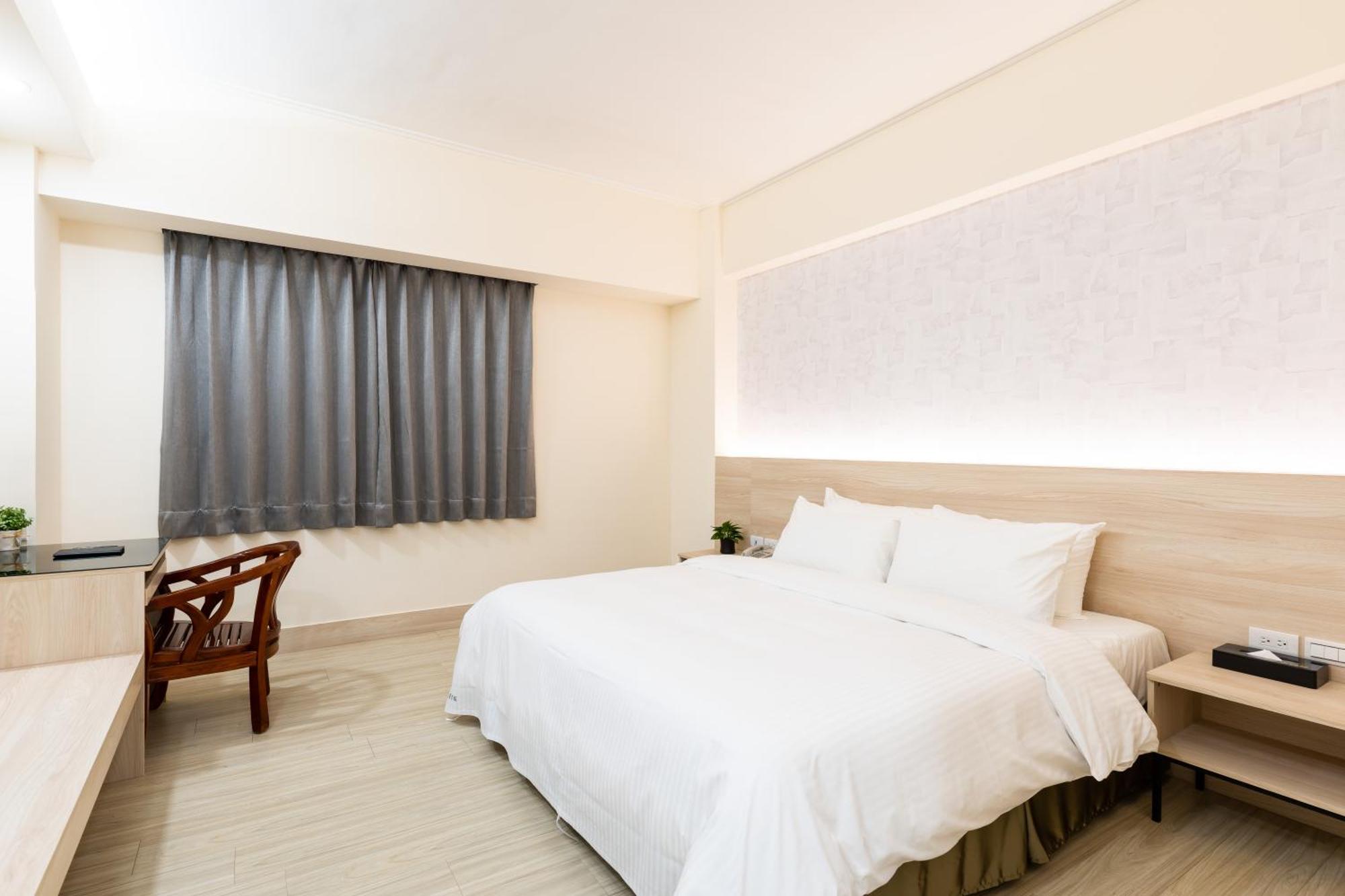Etung Hotel Tchaj-čung Exteriér fotografie